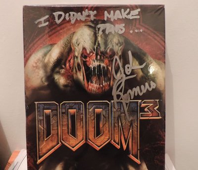 Джона Ромеро заставили подписать копию Doom 3 - ему не понравилось